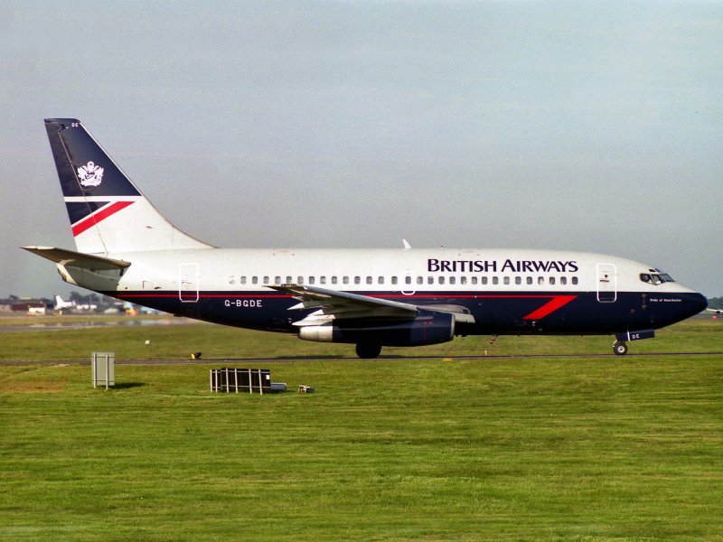 B737-200  G-BGDE