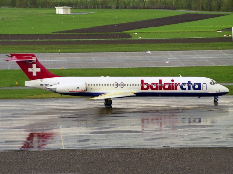 MD87  HB-IUA