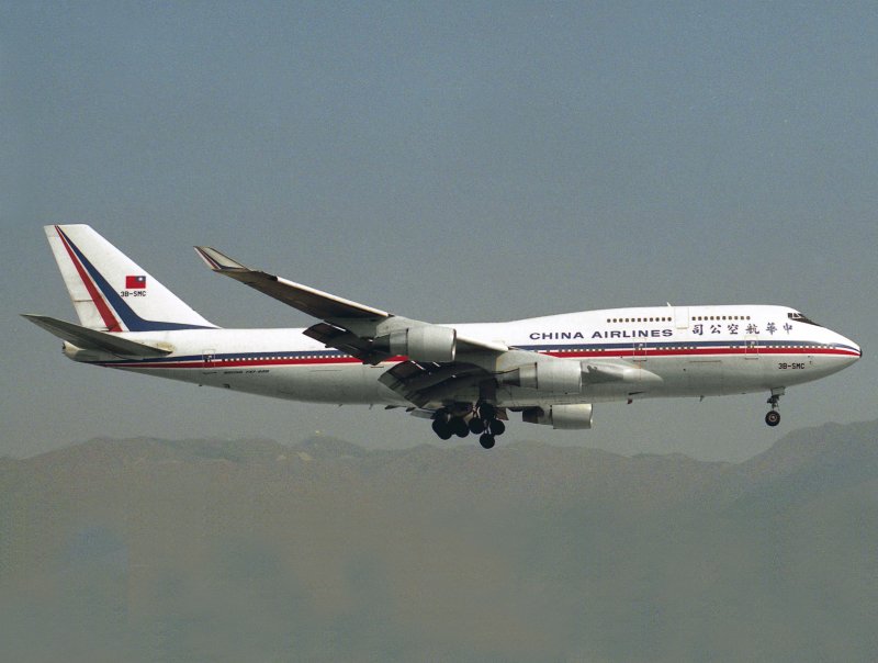 B747-400  3B-SMC