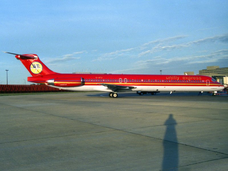 MD83  EI-BTU