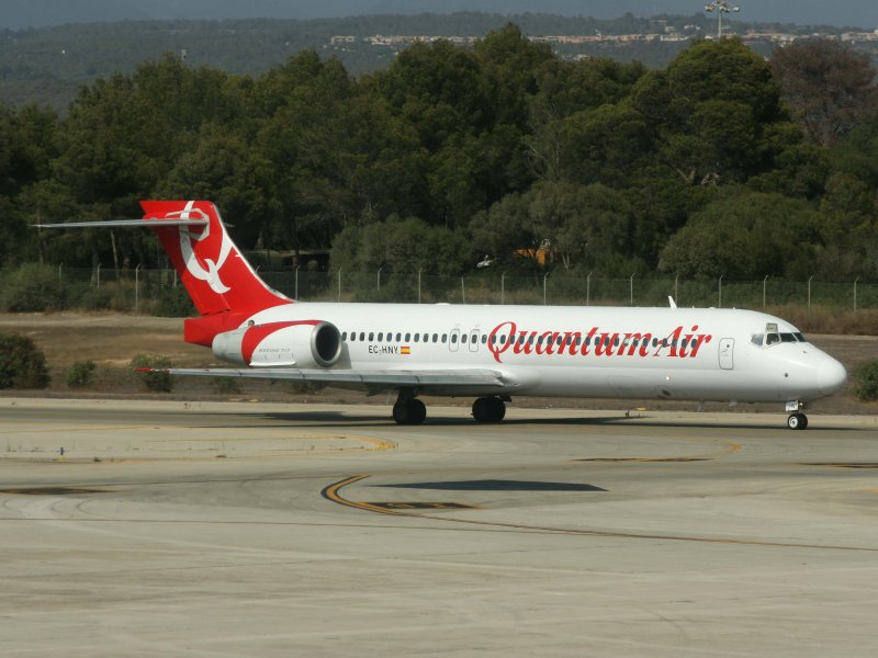 Boeing 717  EC-HNY