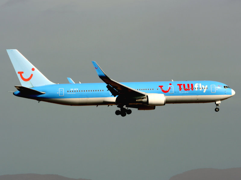 B767-300  SE-RFS