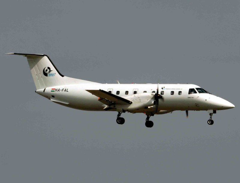 EMB 120  HA-FAL