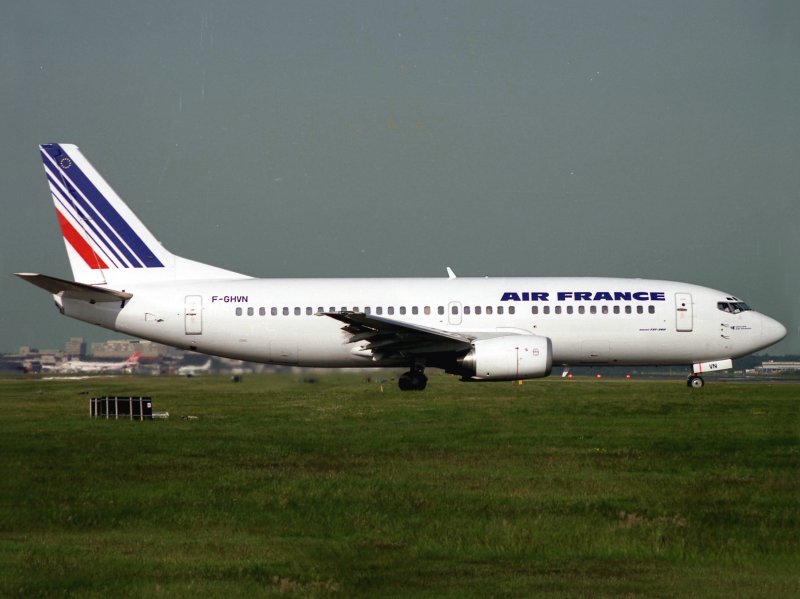 B737-300  F-GHVN
