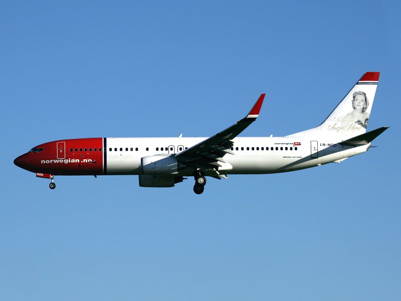 B737-800  LN-NOD