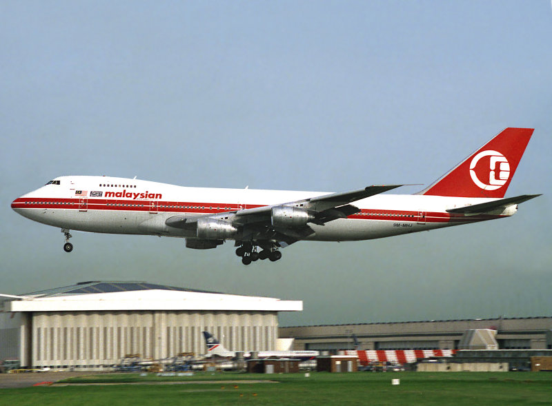 B747-200  9M-MHJ