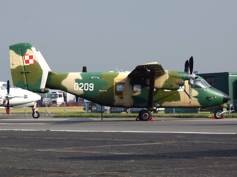 Antonov AN--   PZL109 0209  