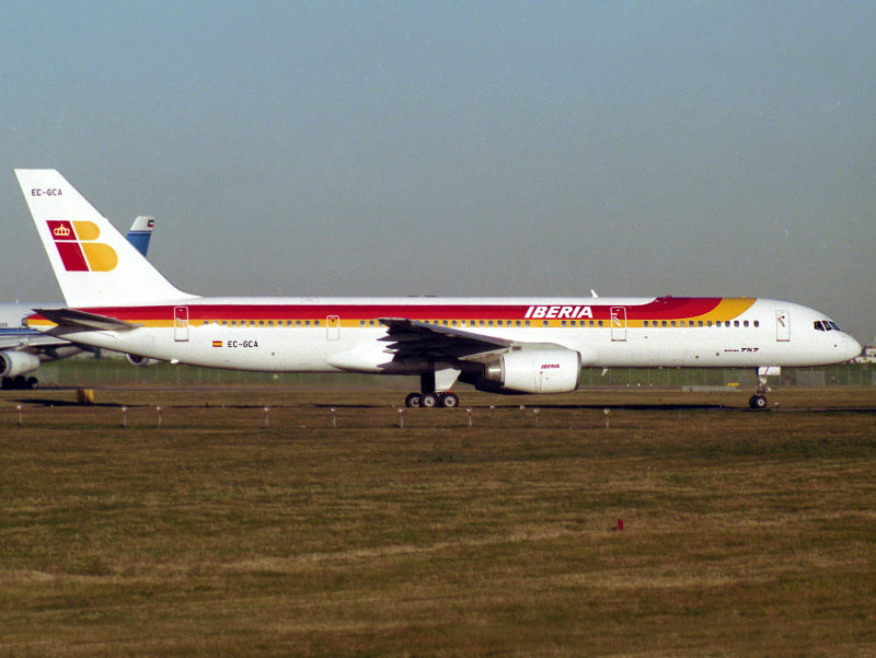 B757-200  EC-GCA