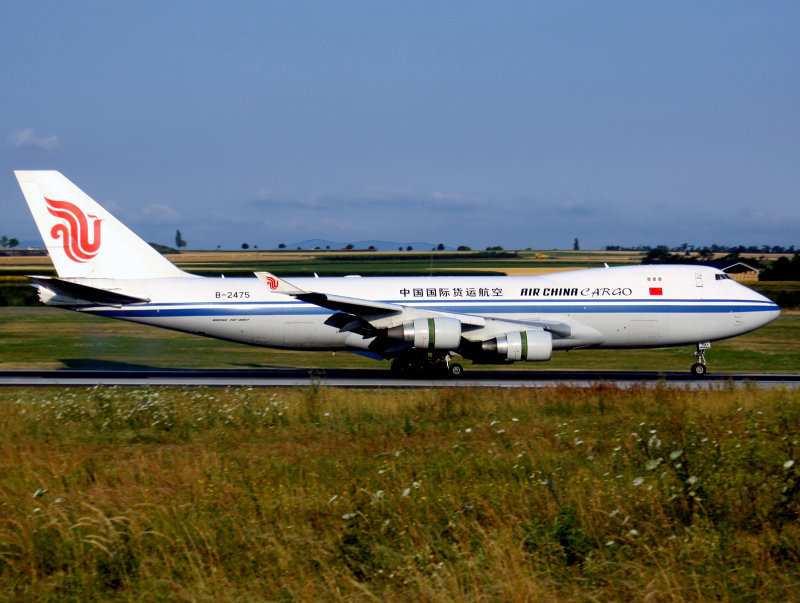 B747-400F  B-2475