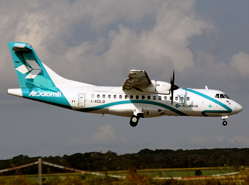 ATR-42  I-ADLQ