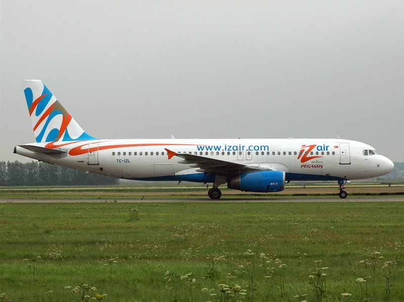 A-320 TC-IZL