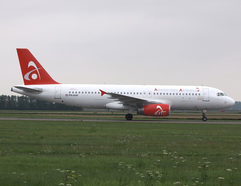 A320 PH-AAY
