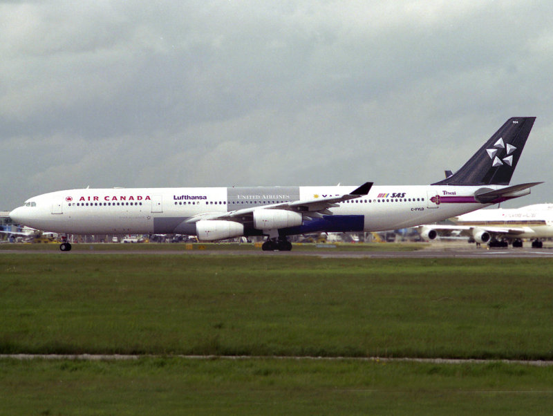 A340-200 C-FYLD
