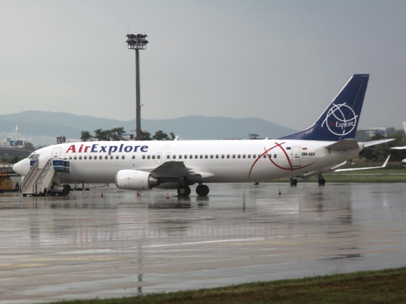 B734  OM-AEX