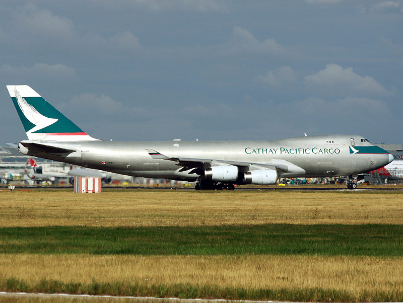 B747-400F  B-HUK