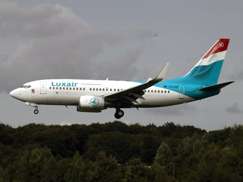 B737-700  LX-LGR