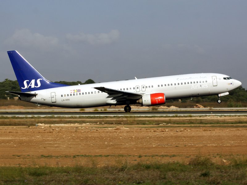 B738  LN-RRK