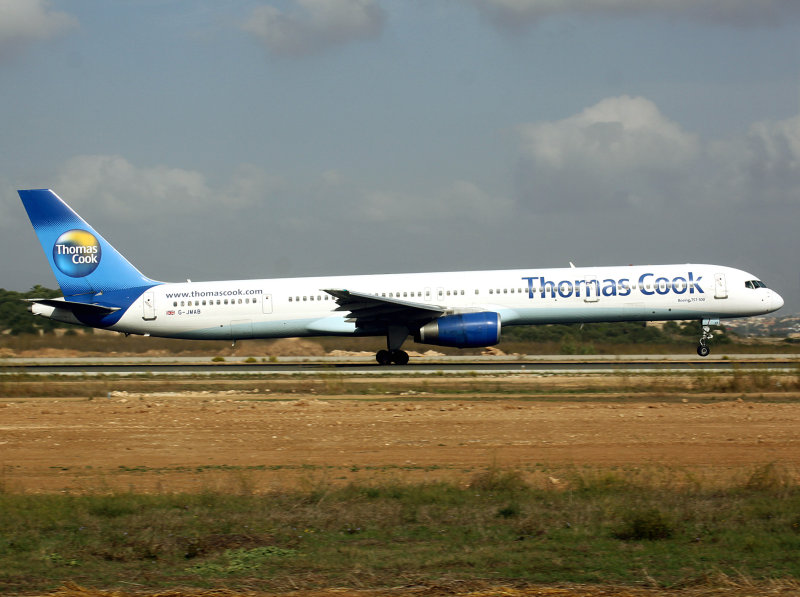 B757-300  G-JMAB