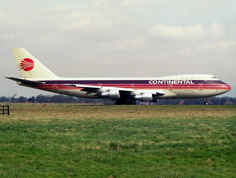 B742  N604PE