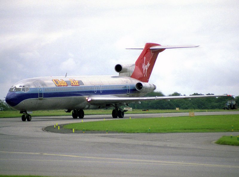 B727-200 EI-BVB