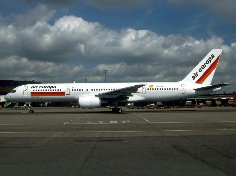 B752  EC-FEF  