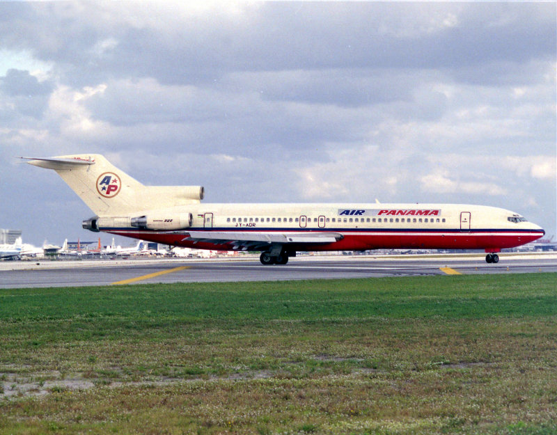 B727-200  JY-ADR  