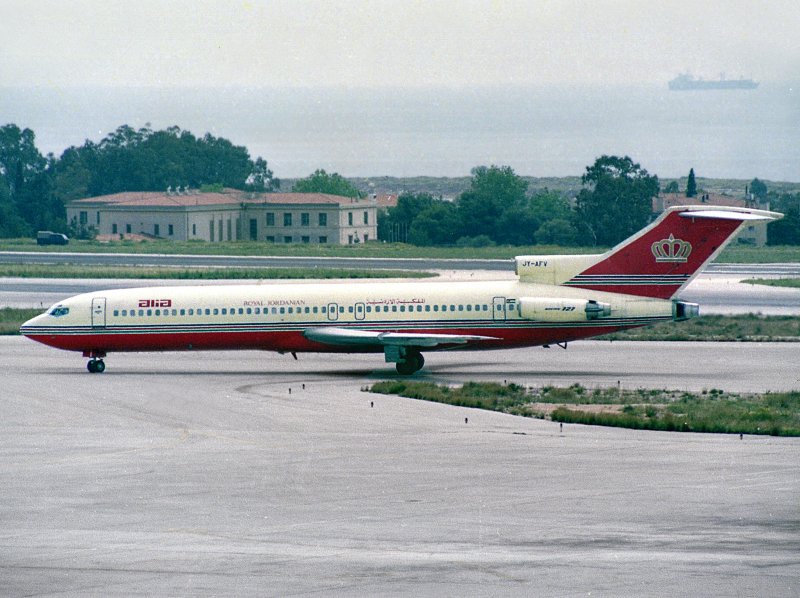 B727-200  JY-AFV 