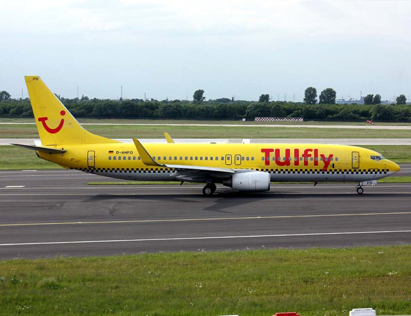 B737-800 D-AHFO