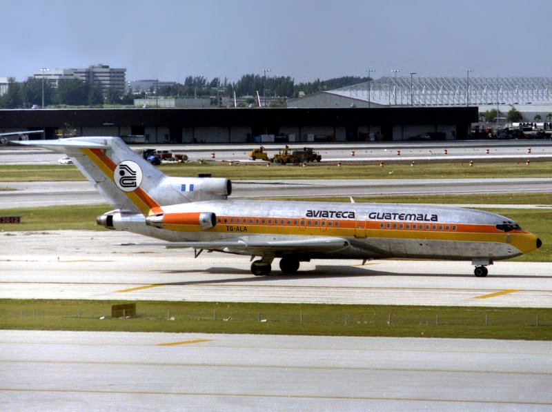 B727-100 TG-ALA