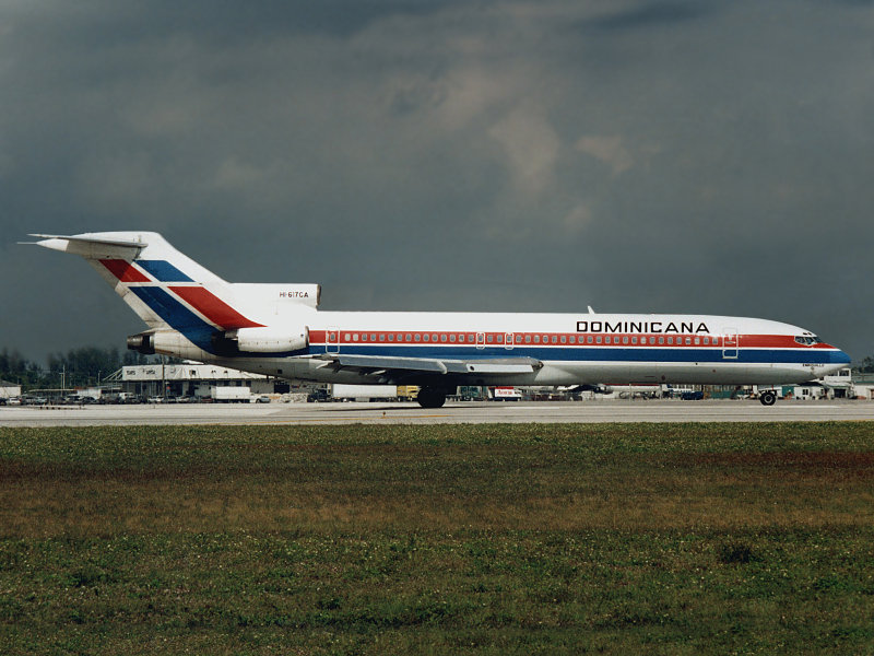 B727-200 HI-617CA