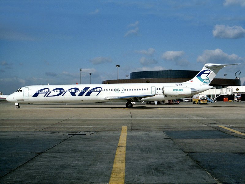 MD-83  YU-ANC