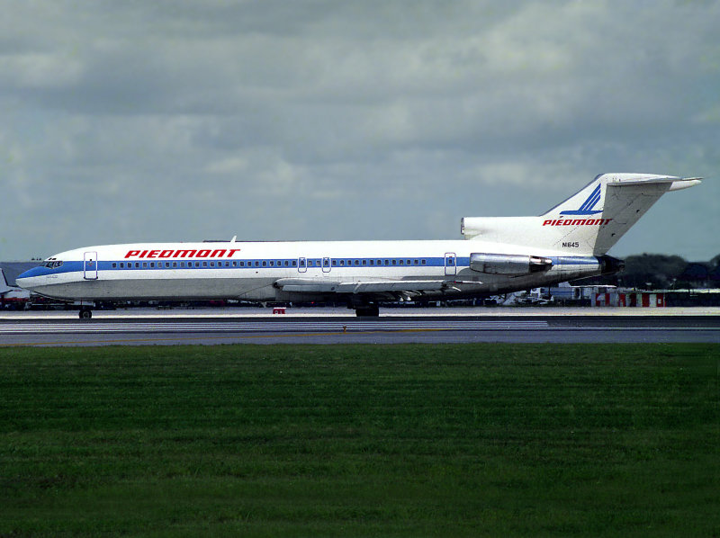 B727-200 N1645