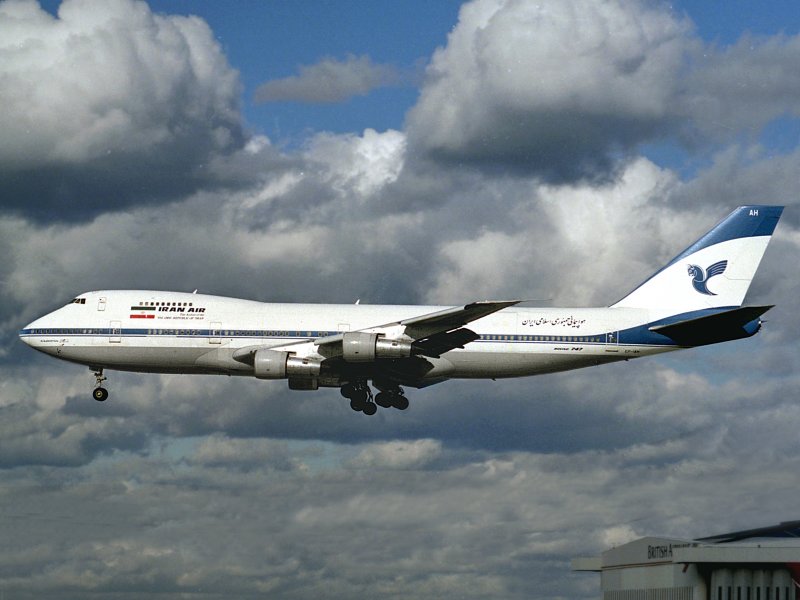 B747-200  EP-IAH