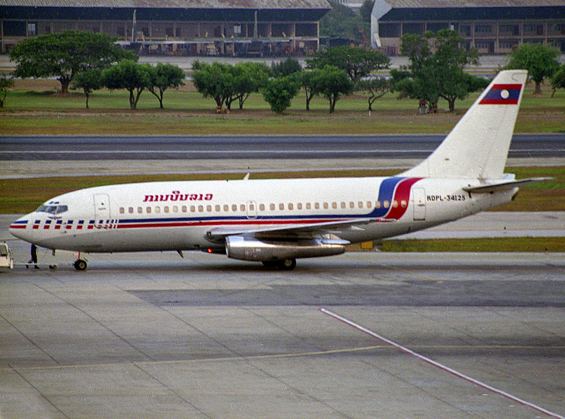 B737-200  RDPL-34123