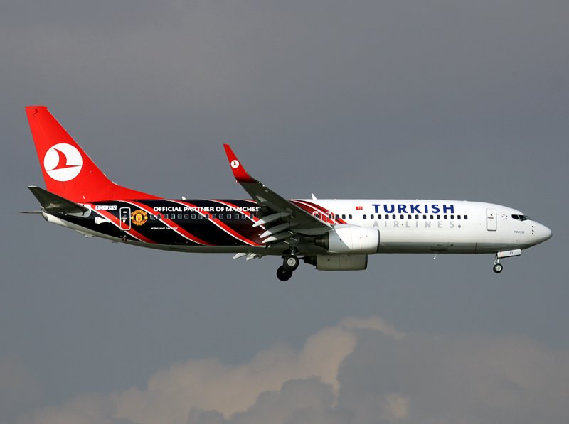 B738 TC-JFV