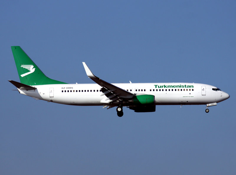 B738 EZ-A-005