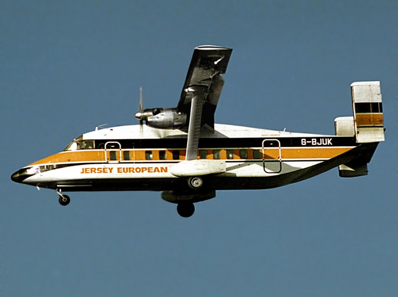 SD-330 G-BJUK