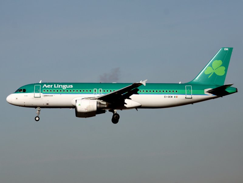 A320  EI-DEM