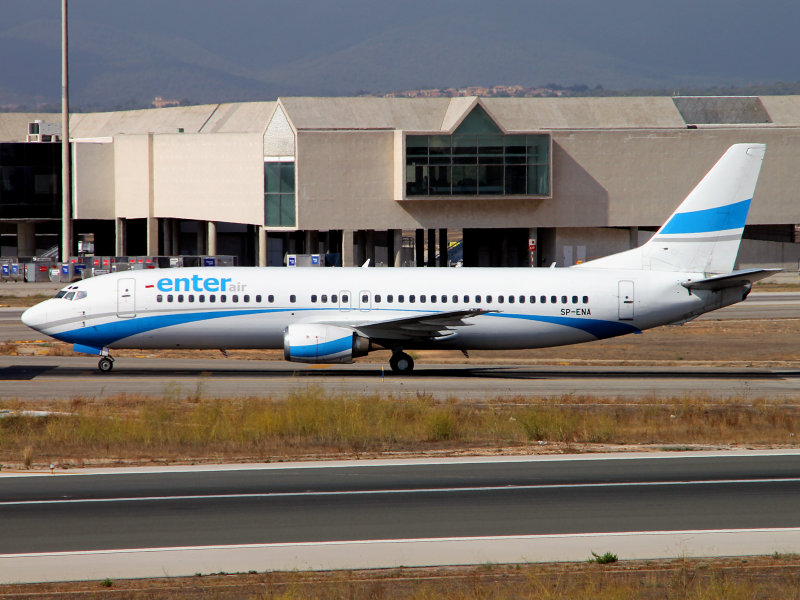 B737-400  SP-ENA 
