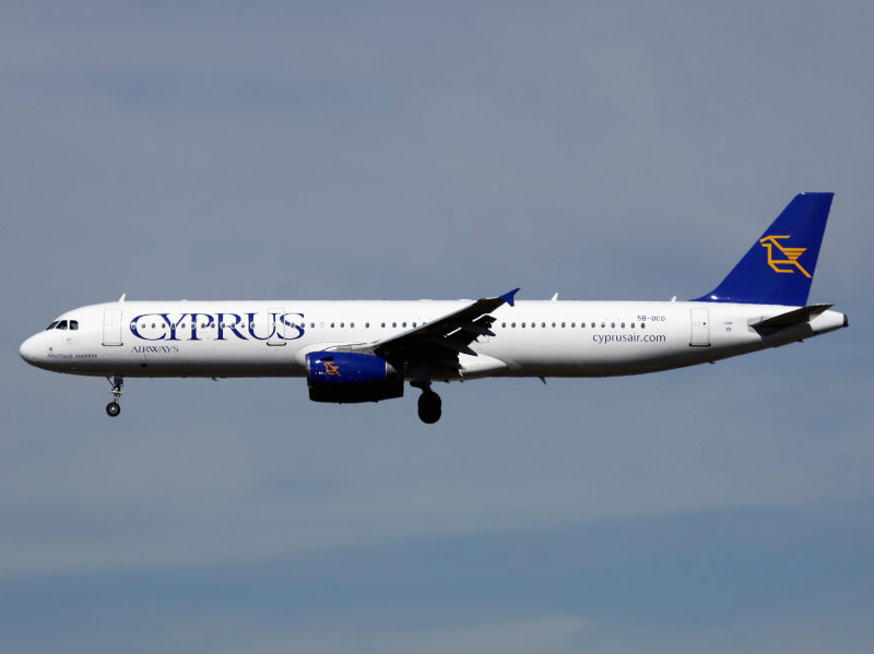 A321  5A-DCO 