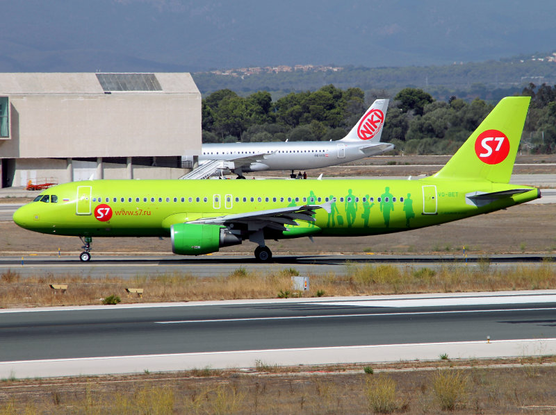 A320  VQ-BET  