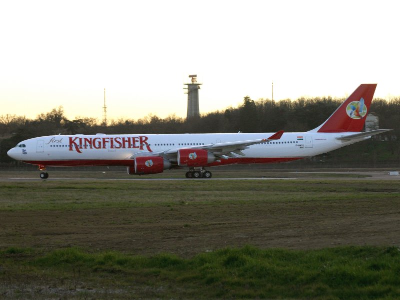 A340-500 F-WWTG (886) 