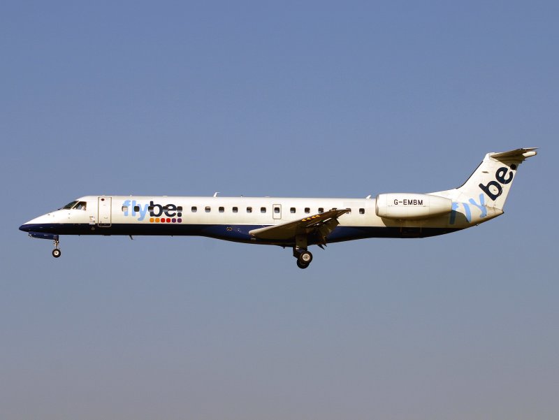 EMB 145 G-EMBM