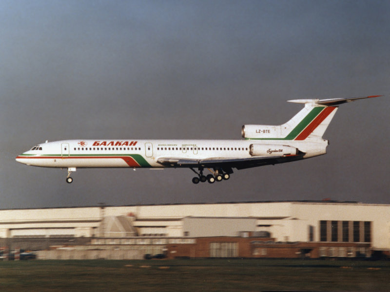 TU-154-B2 LZ-BTE