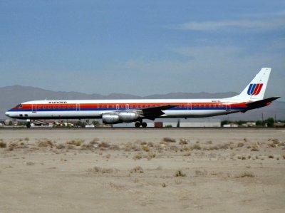 DC8-73  N8079U