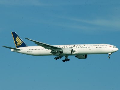 B777-300 9V-SYE