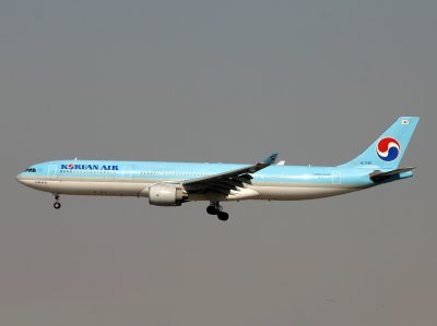 A330-300 HL-7586