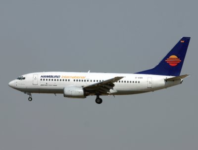 B737-700 D-AHIB