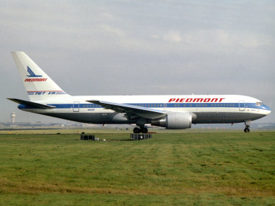 B767-200  N603P  