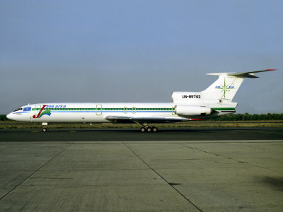 TU-154B2  UN-85742